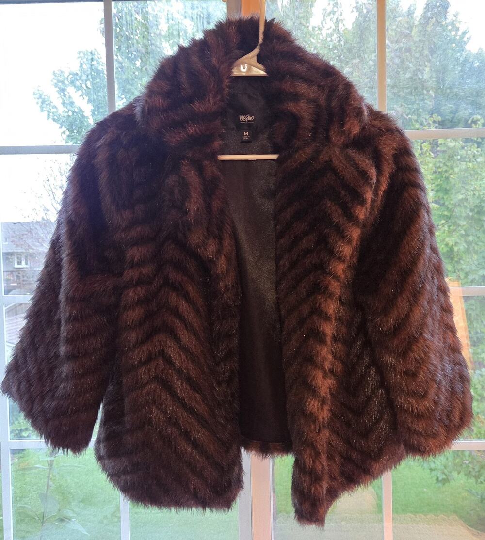 Mossimo Brown Black Chevron Faux Fur Cropped Jacket 3/4 Sleeves Hook Eye MEDIUM